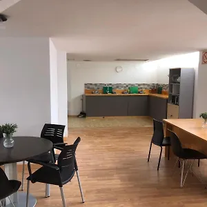 https://urban-camping-hostel.puertodelcarmen-hotels.org